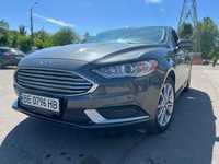 Ford Fusion 2016 року 2,5 л./бензин