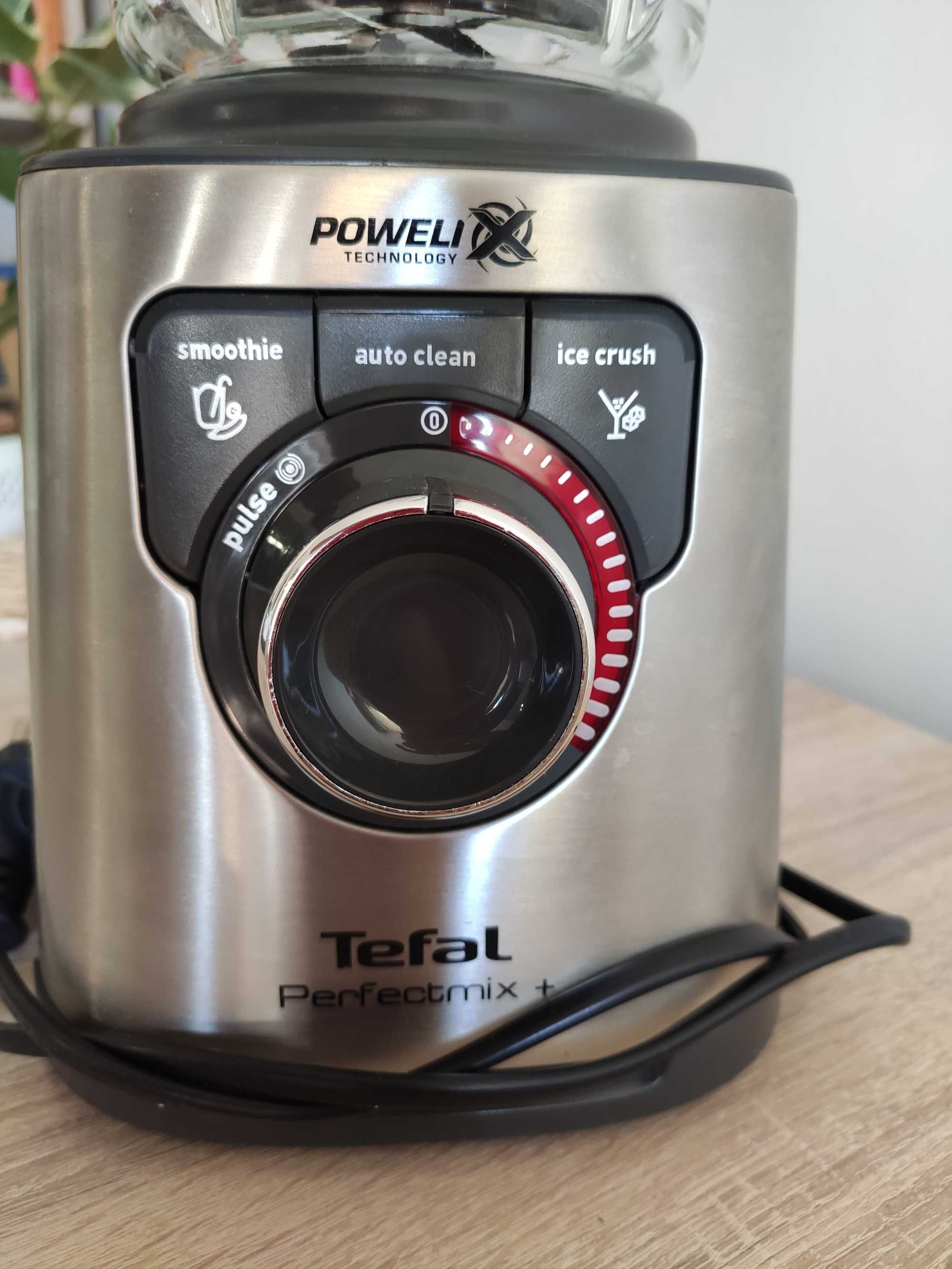 Blender kielichowy TEFAL Perfect Mix+ 2L