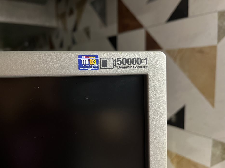 монітор Samsung 19 дюймів, 60Гц