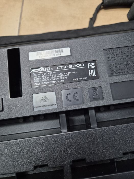 Casio CTK-3200 + pokrowiec Canto Keyboard Bag 100 — świetny zestaw