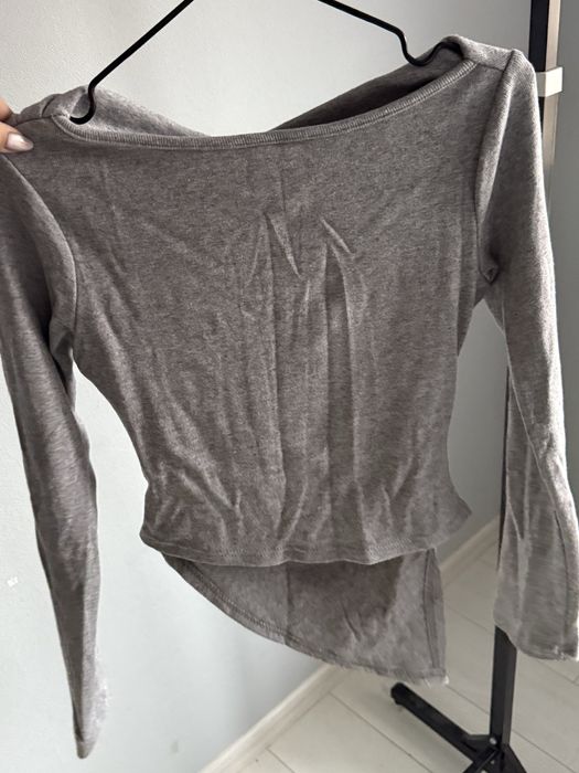 Жіночий костюм в рубчик