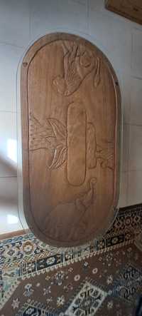 Mesa de centro em madeira esculpida africana