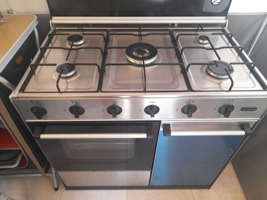 Fogão 5 bocas Electrónica