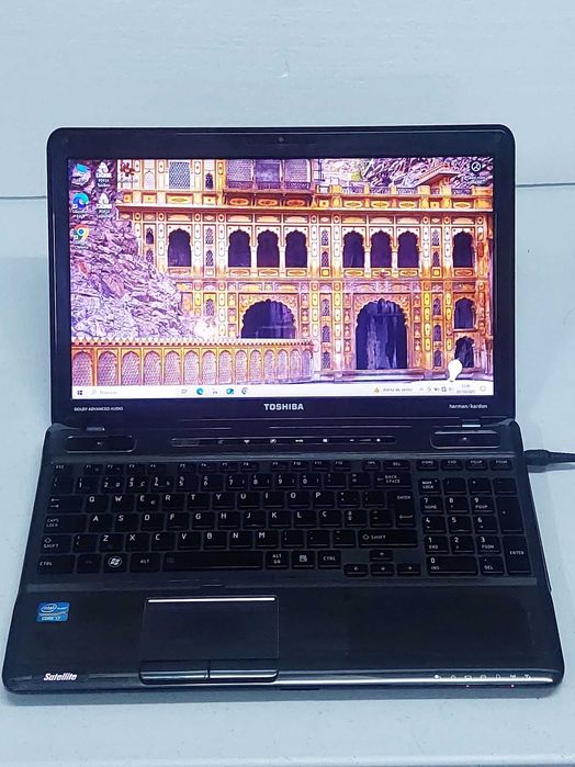 Toshiba i7 16Gb RAM bateria nova