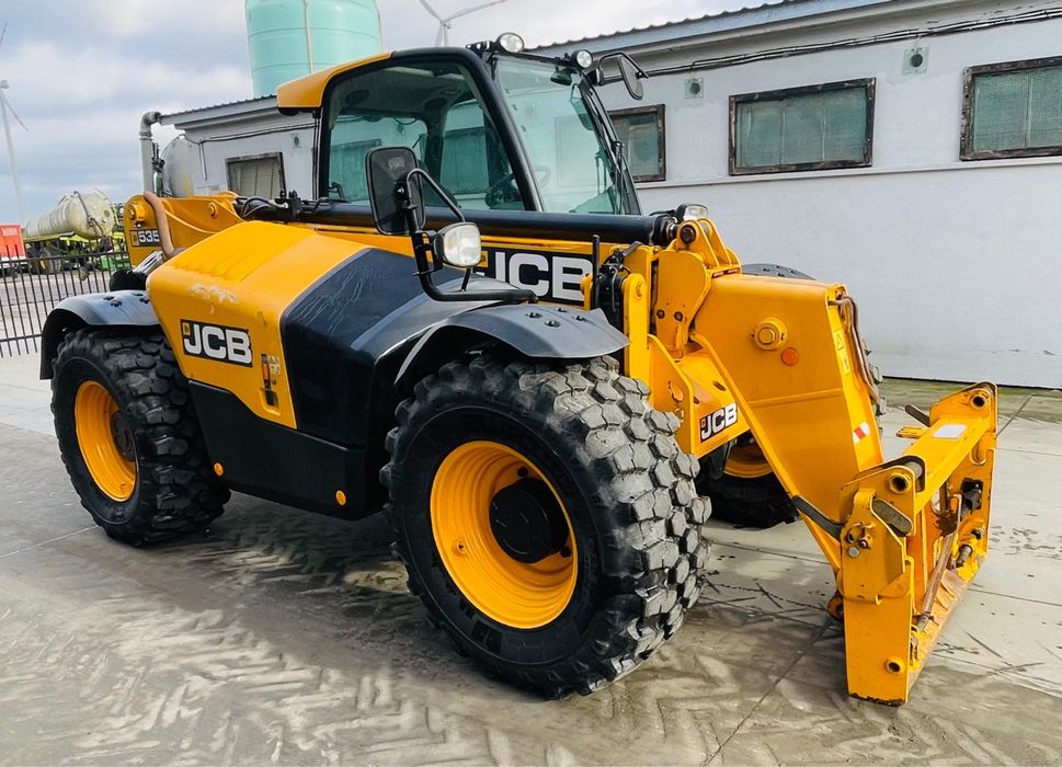 Ładowarka teleskopowa JCB 535-95