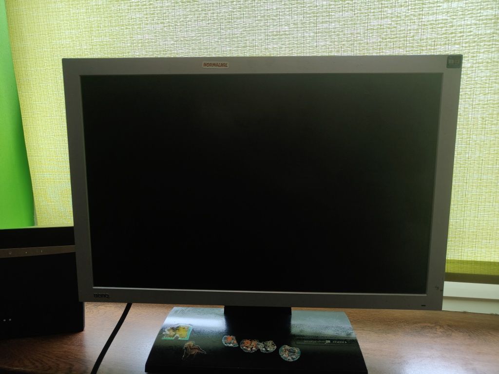 Komputer plus monitor