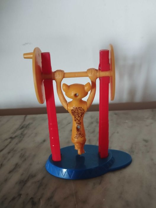 Figura Gia Trapezista do Mcdonald de 2012.