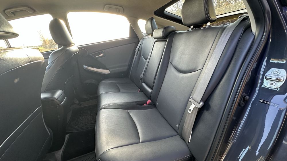 Оренда авто під ТАКСІ TOYOTA PRIUS