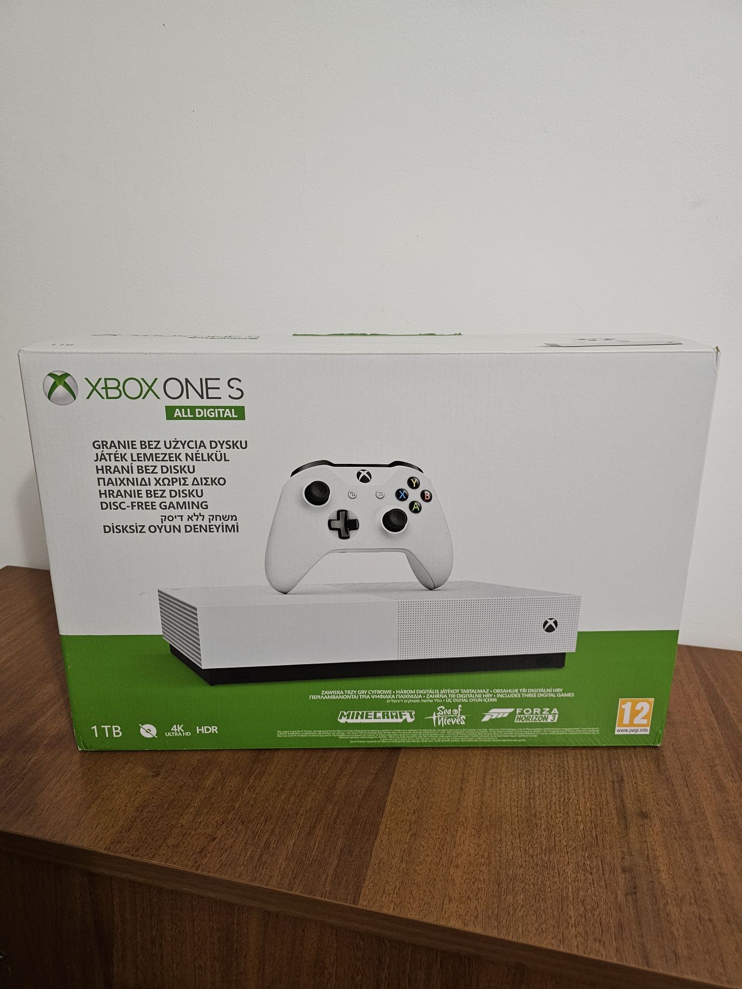 Продам Xbox One S All digital edition 1 Tb