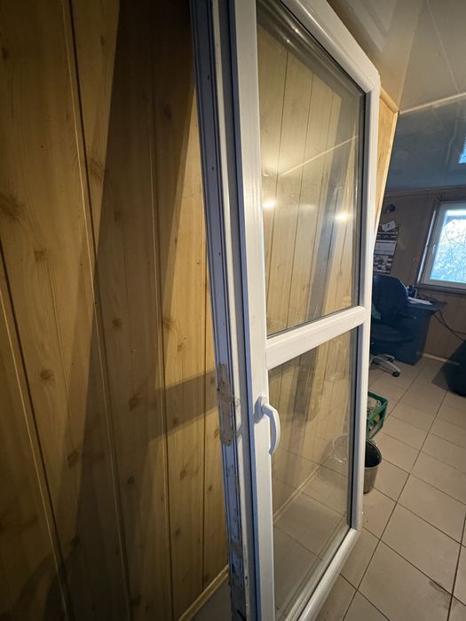 Okno balkonowe / uchylane