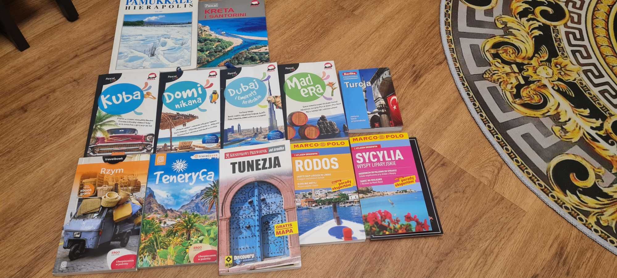 12 przewodników po świecie , Kuba , Dominikana , Emiraty itd