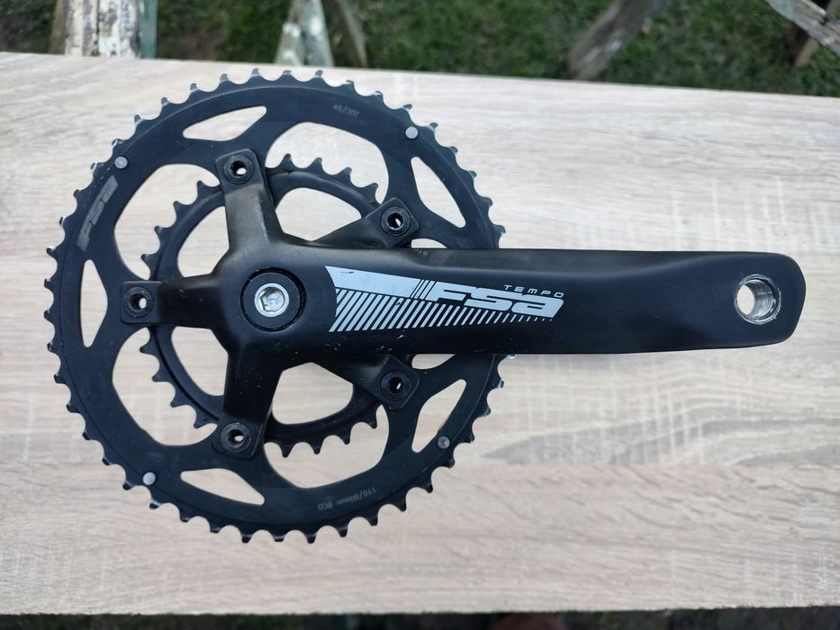 Mechanizm korbowy FSA tempo 46/30T z supportem