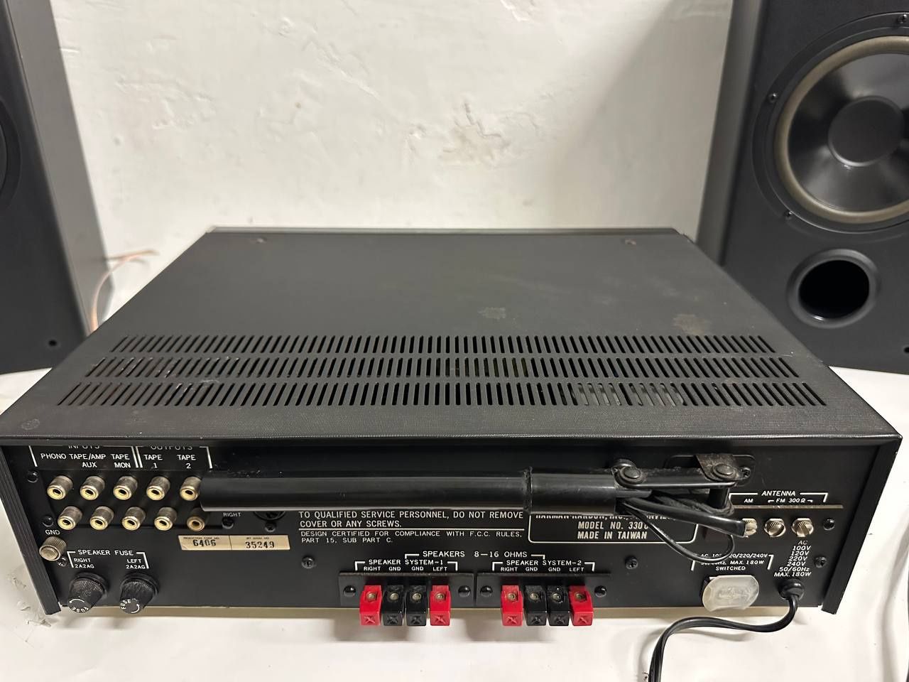 Amplituner/wzmacniacz stereo Harman Kardon 330C