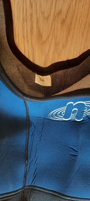 Fato de pesca submarina ou surf como novo