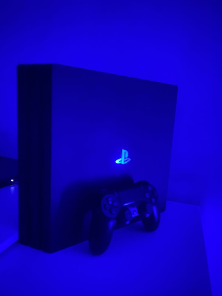 Ps4 Pro 1TB + Comando