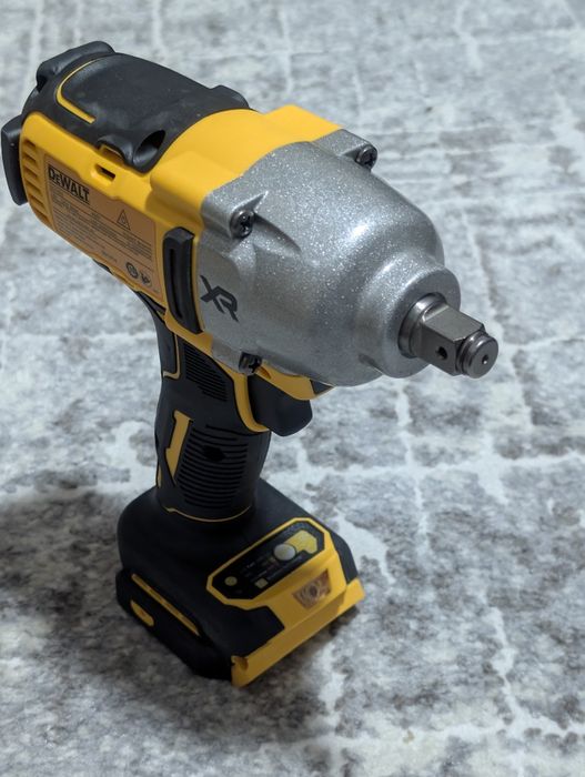 Nowy klucz udarowy DeWalt 1/2