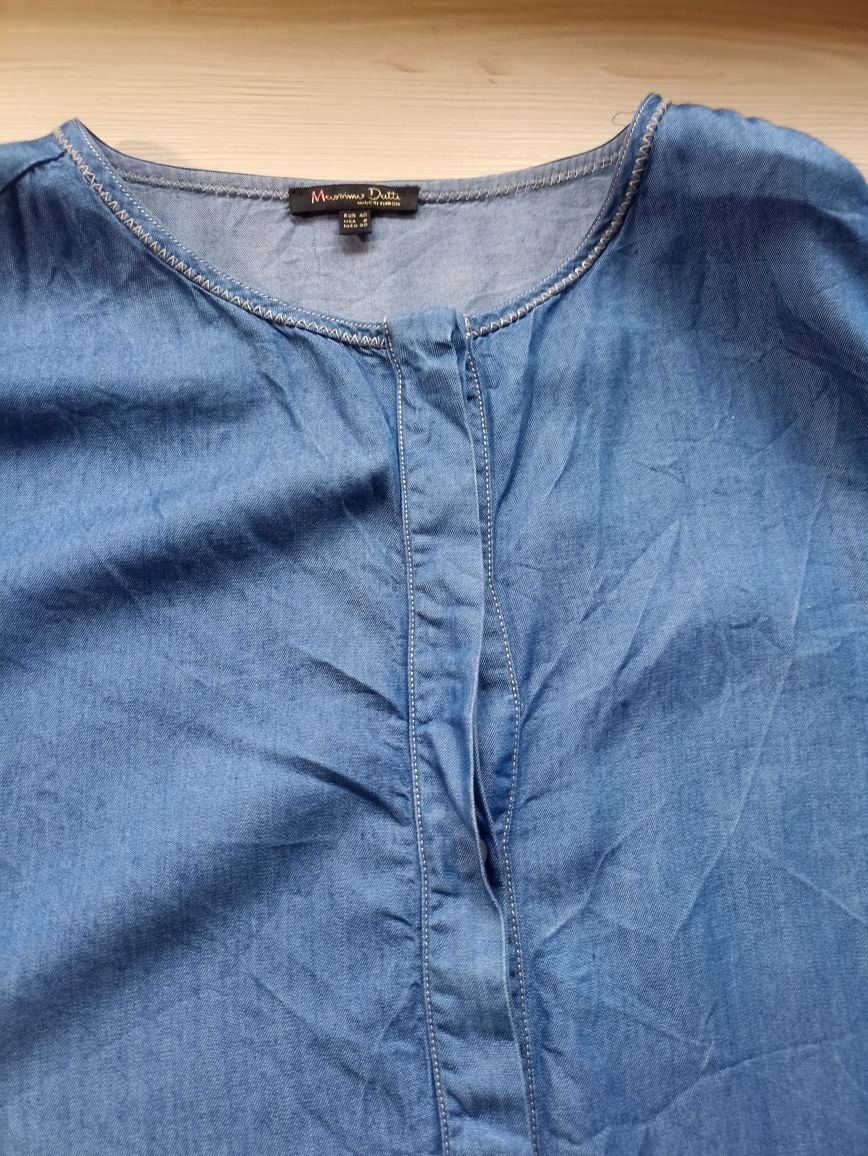 Легкая джинсовая рубашка Massimo Dutti.