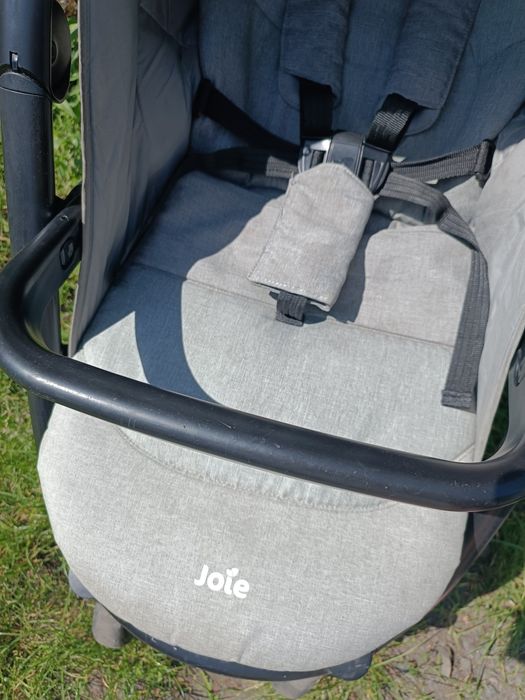 Wózek spacerowy, spacerówka joie