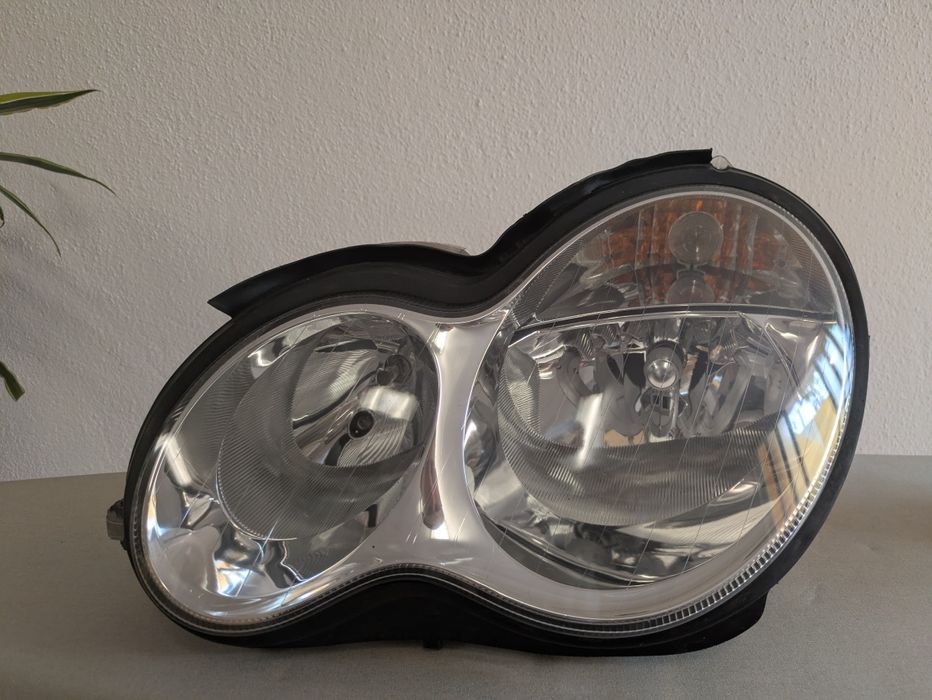 Faróis c220 CDI w203