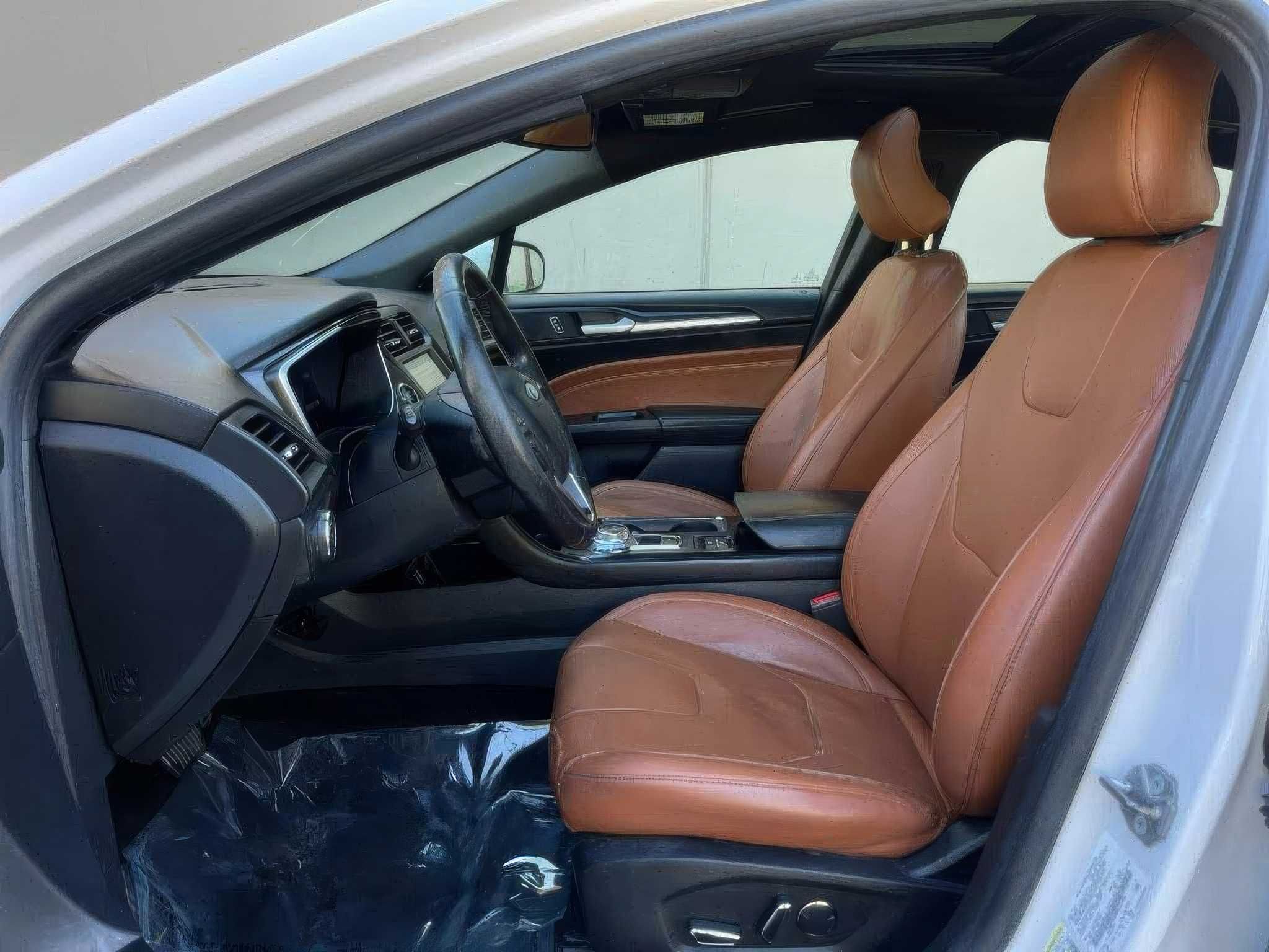 Ford Fusion Hybrid Titanium 2019