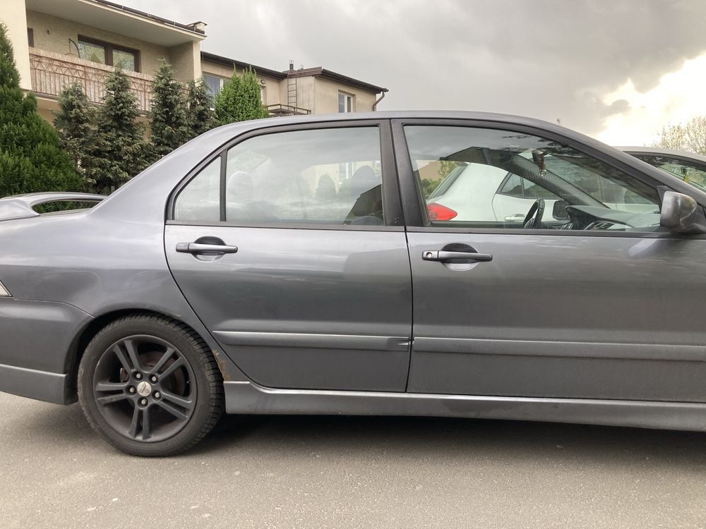 Mitsubishi Lancer VII