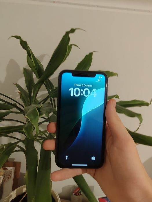 iPhone 11 bardzo dobry stan