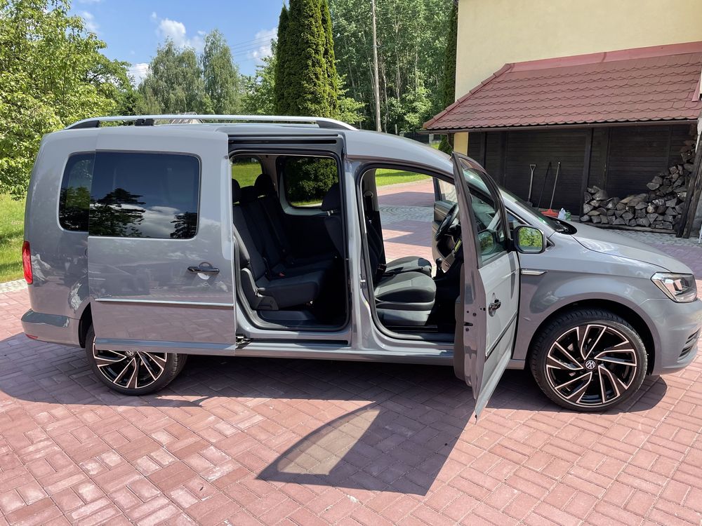 Wynajem samochodu Volkswagen Caddy Maxi 5- osobowy Wynajem auta