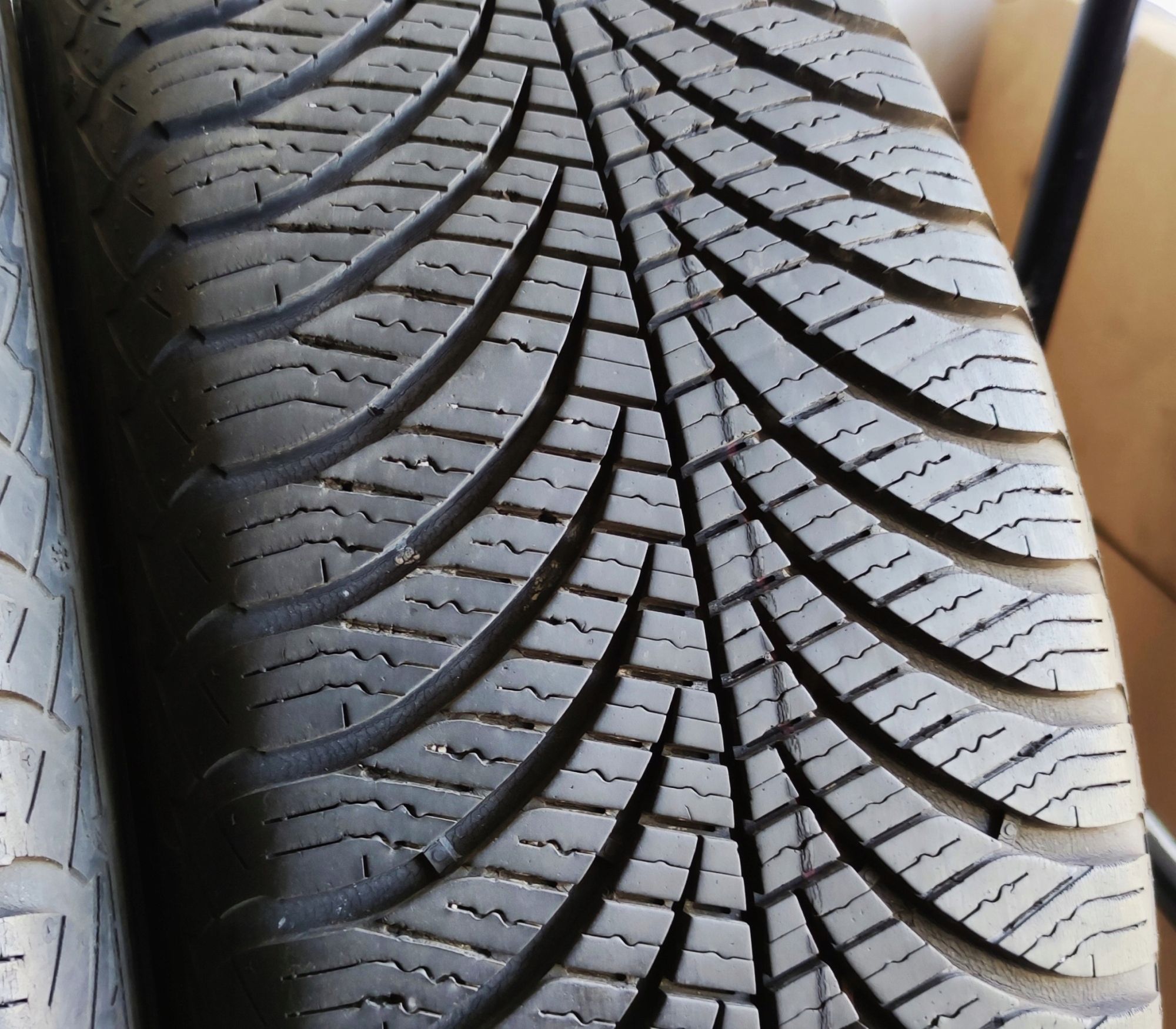 Opona 185/60/15 Goodyear 6,07mm 2018r 2szt.= 260zł C