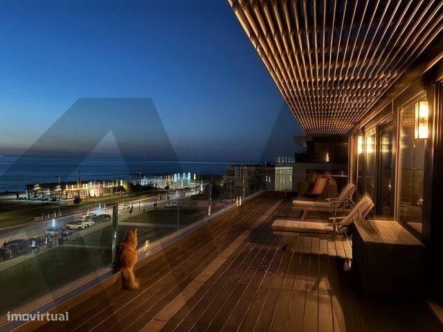 Duplex T5 com Rooftop em frente à Praia | Espaço | Cond Privado | Box