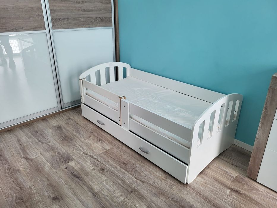 Łóżko dla dziecka z szufladą