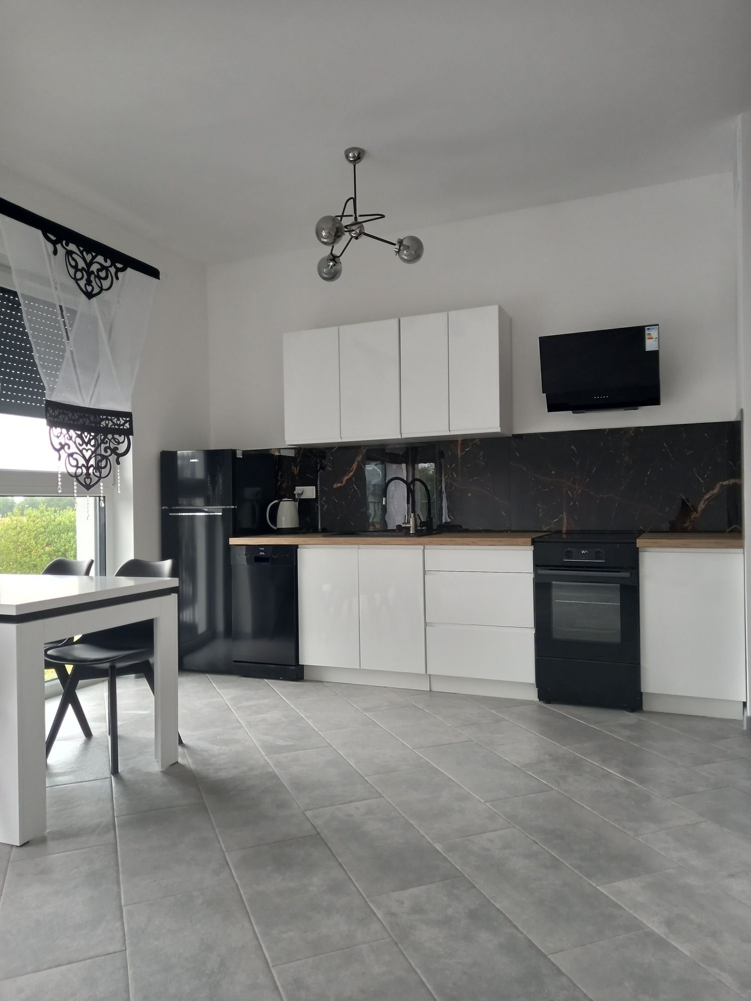 Wynajmę kawalerkę - 27 m² -wysoki standard - Glinno