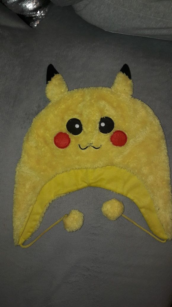 Pikachu czapka ozdobna ocieplana