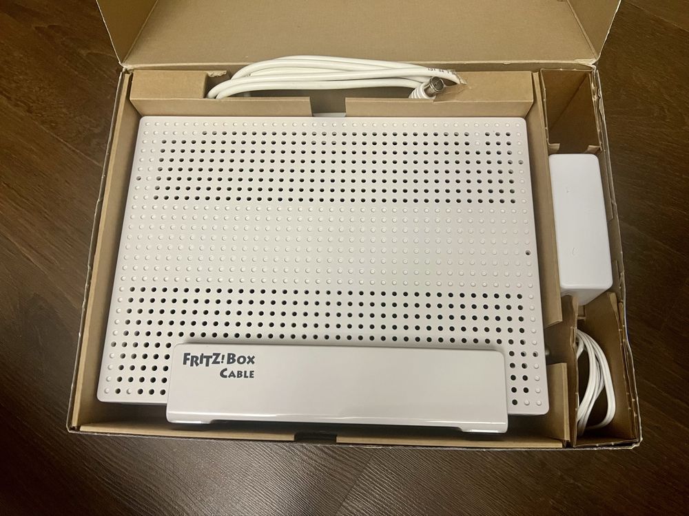 Роутер Fritz Box 6590