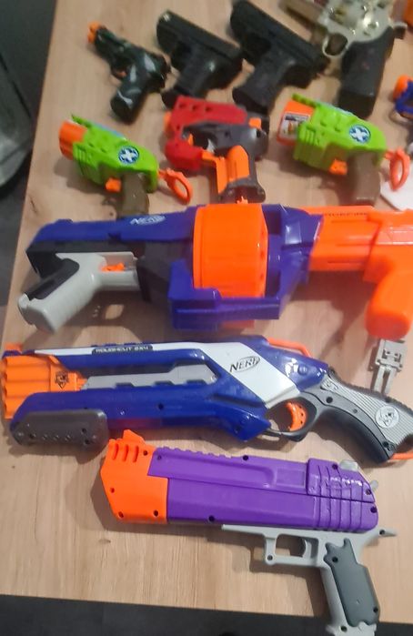 Zestaw NERF pistolety, lotki