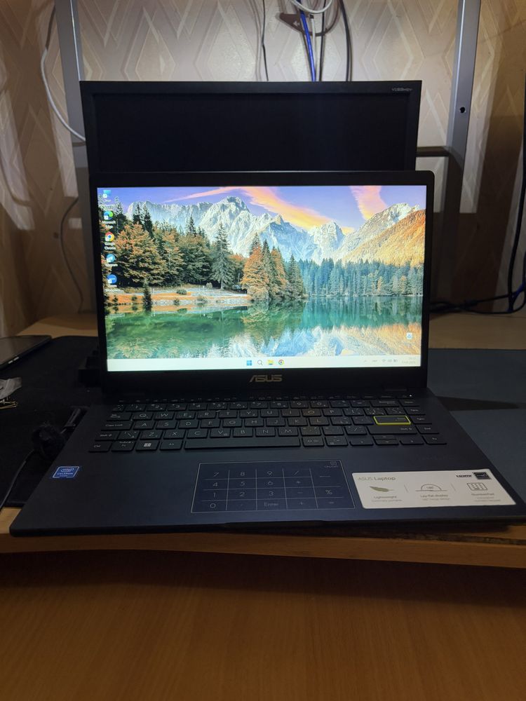Asus Vivobook E410