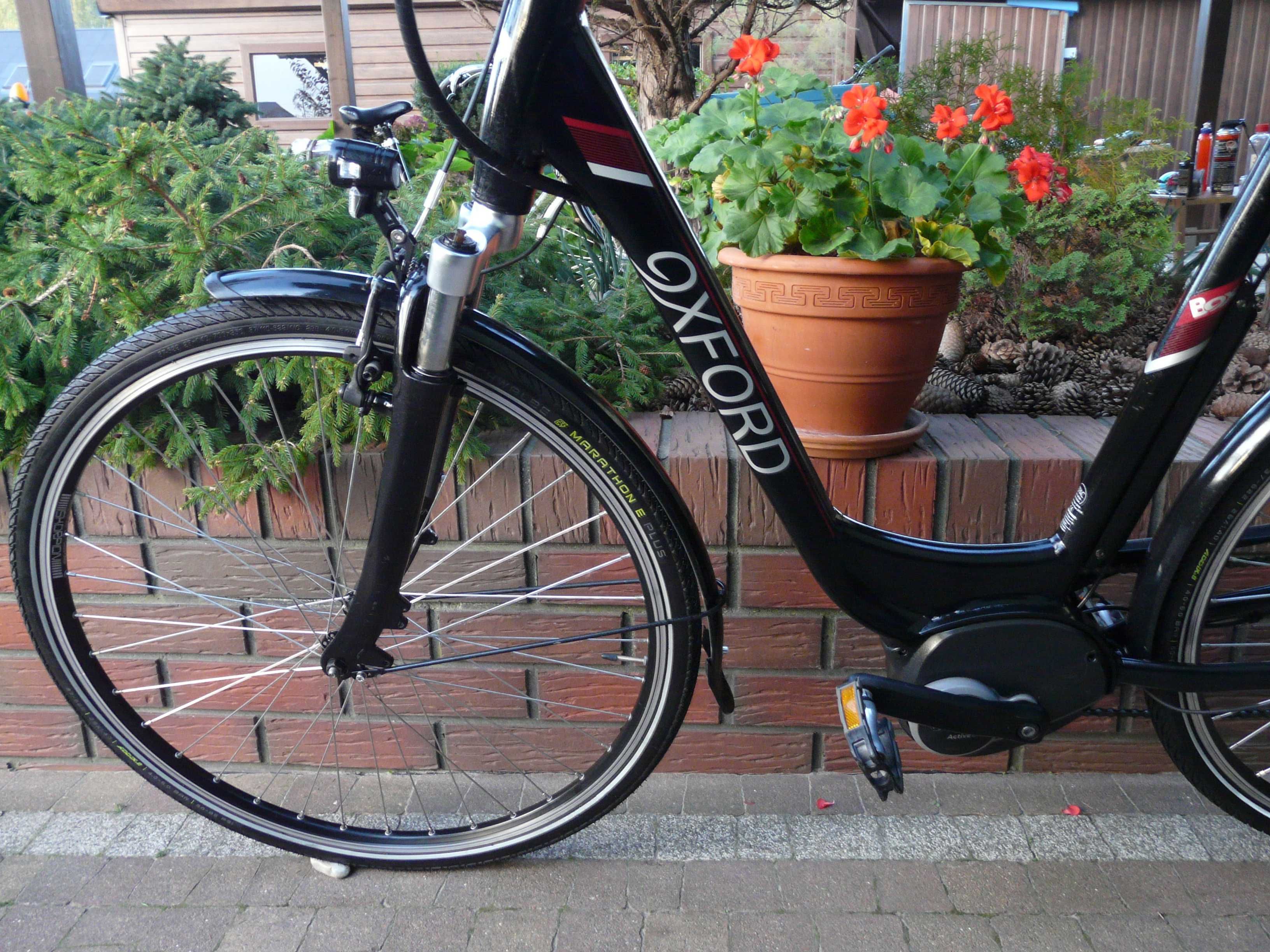 Rower elektryczny OXFORD Box  28"/58 Bosch ,centralny  2334 km Belgia