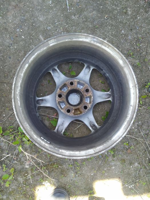 Продам діскі на BMW e28 7J R15 5-120 BORBET GERMANY 600  грн одиниця.