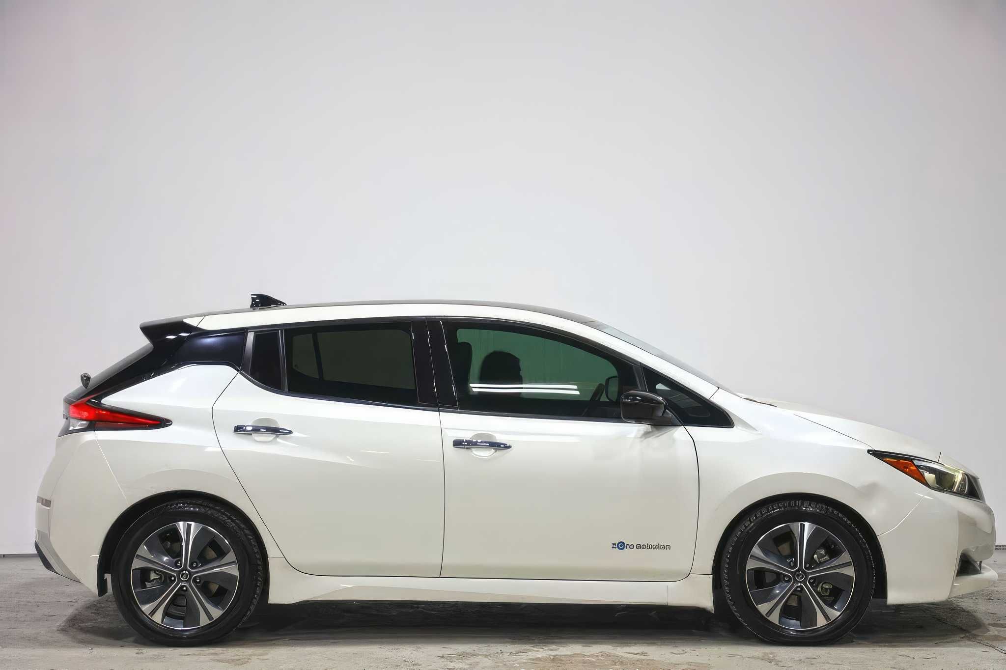 2018 Nissan LEAF SL