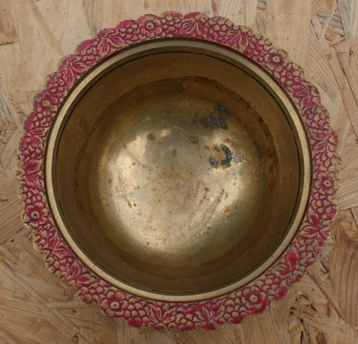 Metalowa Mosiężna (?) miseczka indyjska Indie
