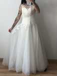 Biala / ciepla biel suknia ślubna tiulowa księżniczka Annais Bridal 38