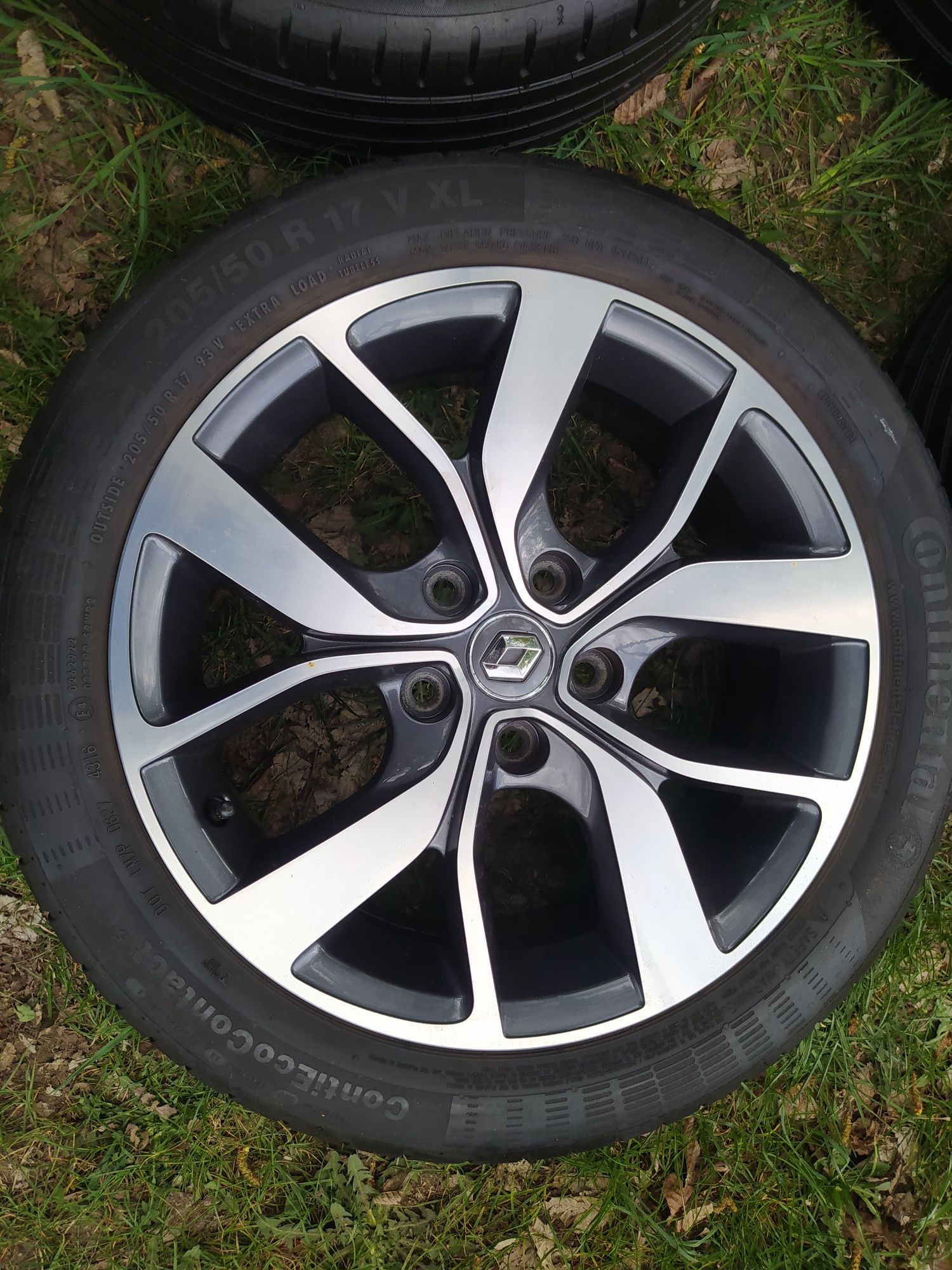 Felgi koła Renault Megan lV 205/50 R17 Lato