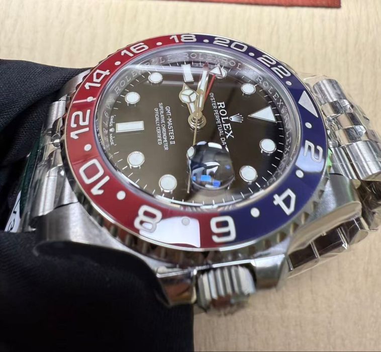 Rolex GMT Master II 40mm Pepsi