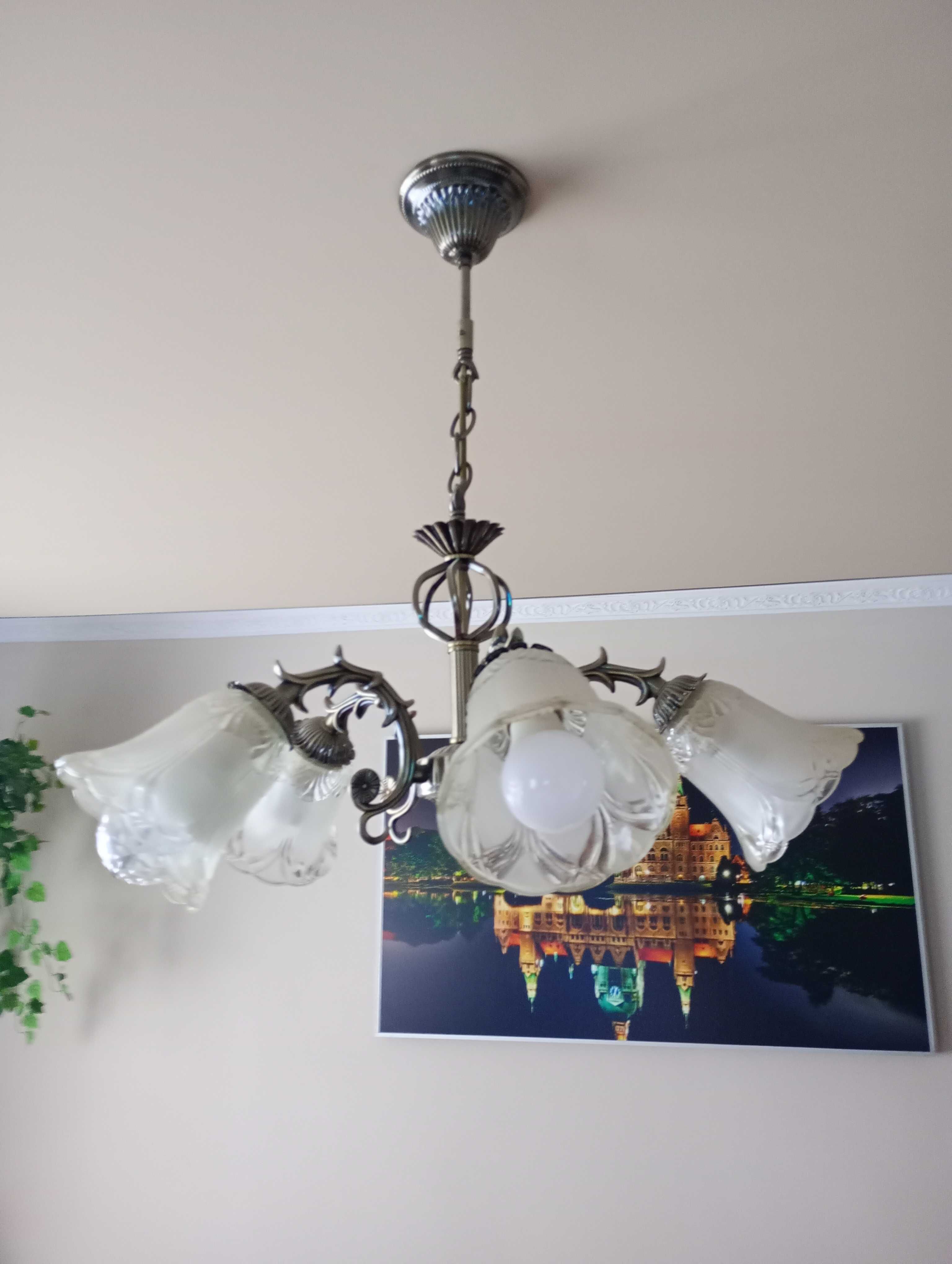 lampa do salonu  na 5 zarówek