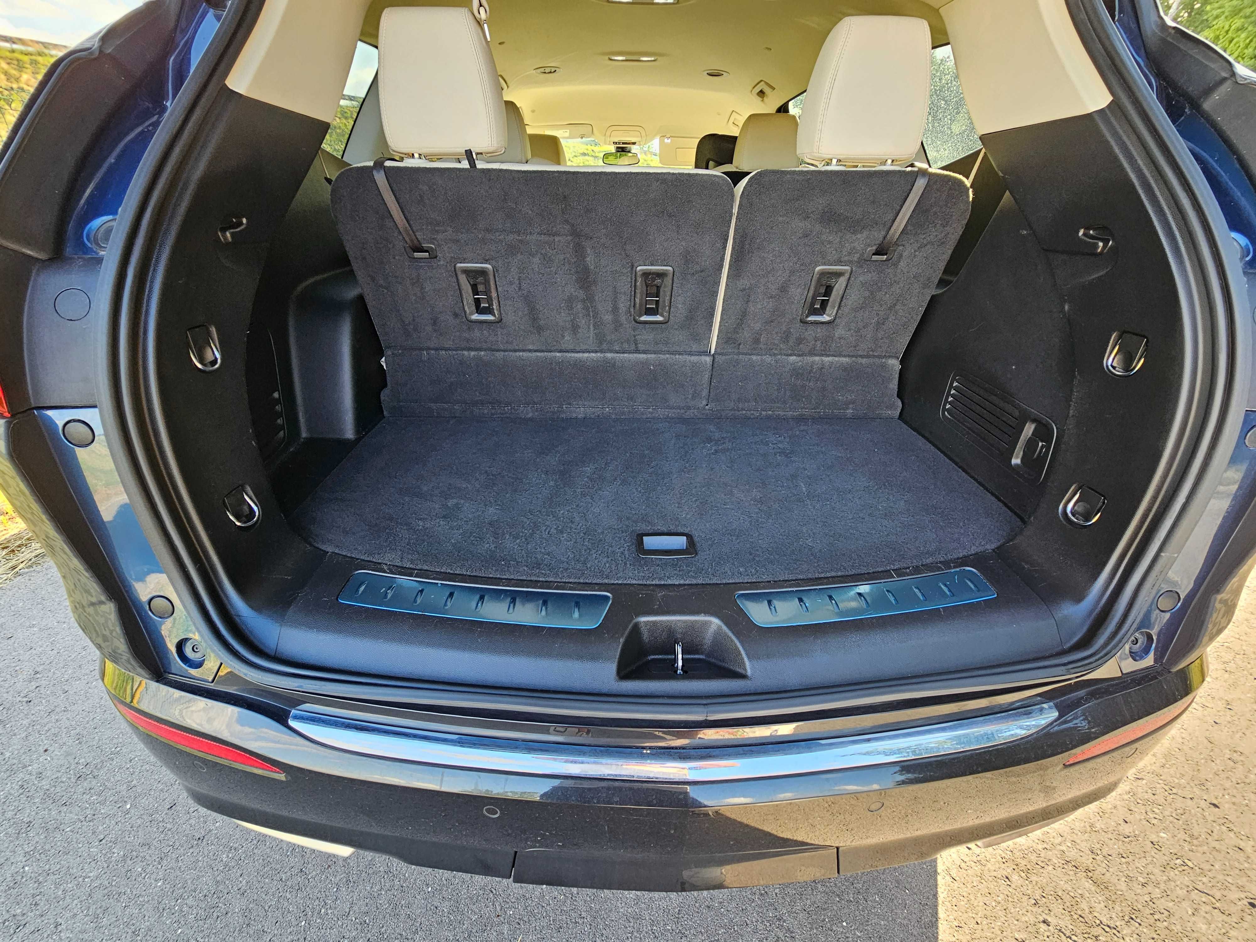 BUICK ENCLAVE-Pacifica,Durango,Acadia-7 osobowy niski przebieg