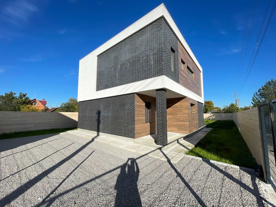 Без комиссии! АКТУАЛЬНО! Продам 2 дома коттеджа по 185 м2 Плюты, Козин