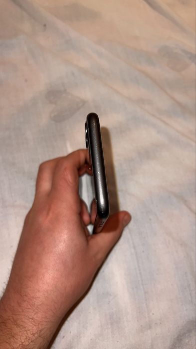 Продам Айфон 11 128 гб Акб 100%