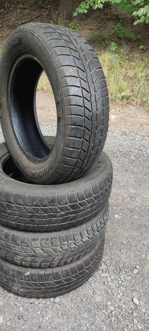 Opony zimowe z 2013r 6mm 185/65/15 Hankook 3N