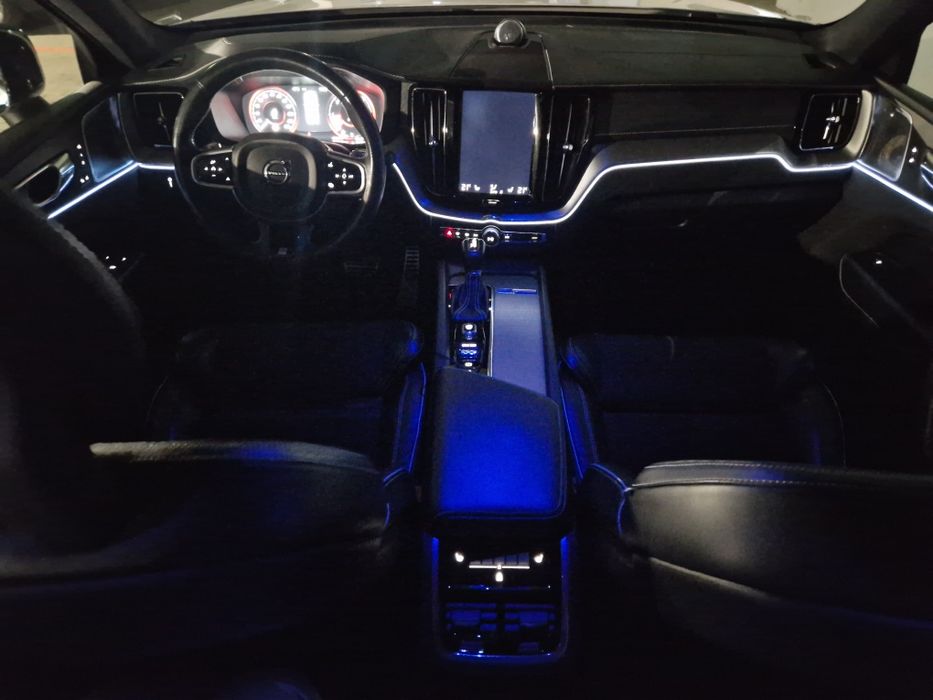 Oświetlenie Ambiente Volvo XC60 II