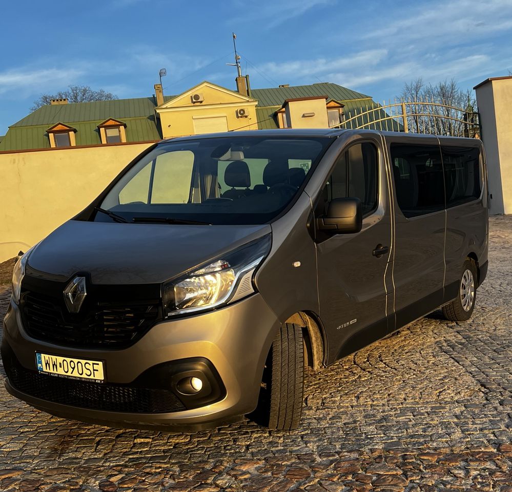 Wynajem bus 9 os. Renault Trafic long