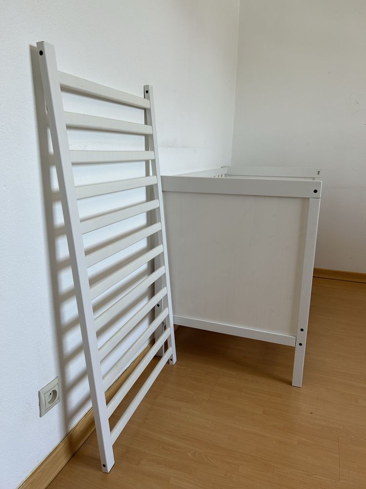 Berço IKEA + colchao